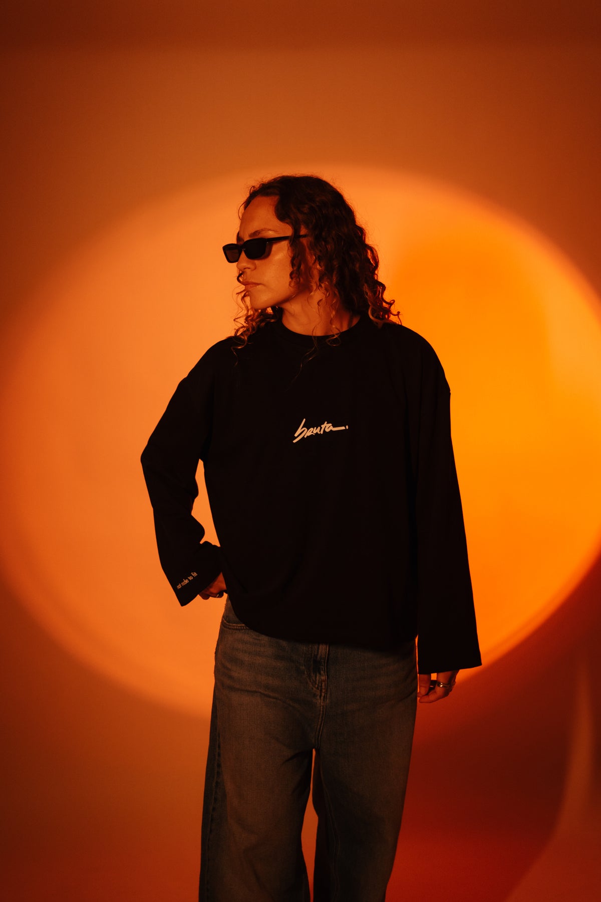 últimas unidades | LONGSLEEVE OVERSIZED BOXY FIT // SILÊNCIO
